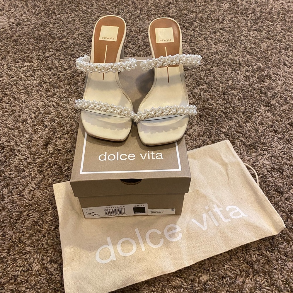 Dolce Vita Noel Heels - Vanilla